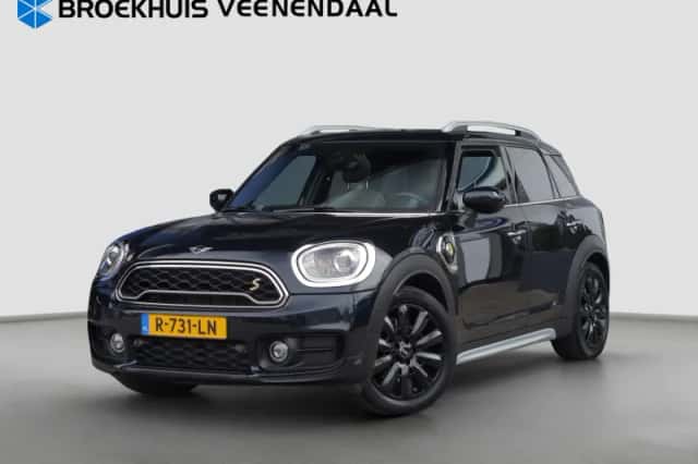 MINI Countryman (2019) thumbnail 1