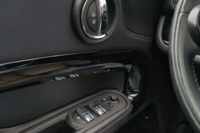 MINI Countryman (2019) thumbnail 20