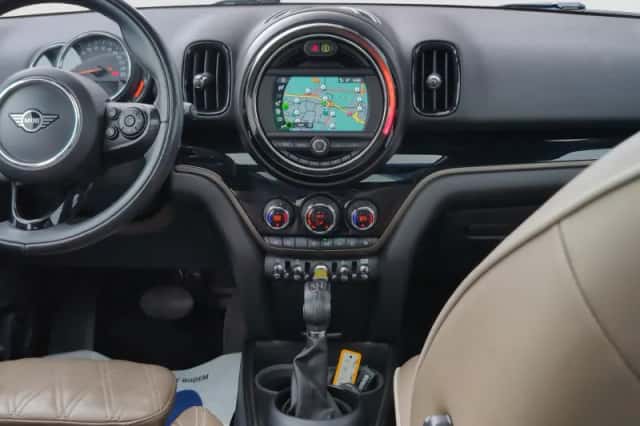 MINI Countryman (2019) thumbnail 21
