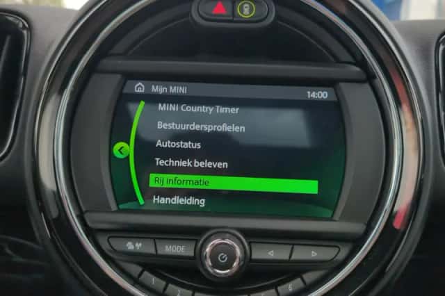 MINI Countryman (2019) thumbnail 28
