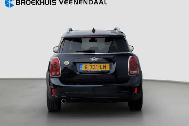 MINI Countryman (2019) thumbnail 5