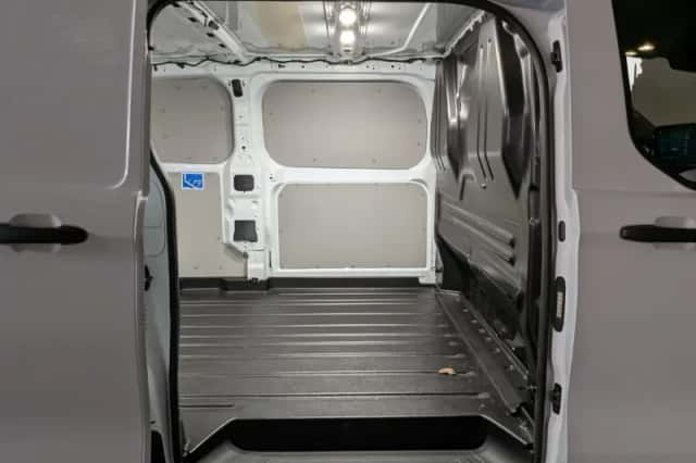 Ford Transit Custom (2024) thumbnail 11