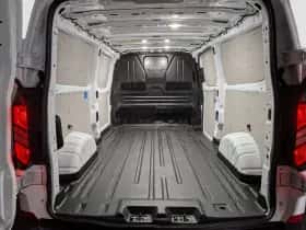 Ford Transit Custom (2024) thumbnail 10