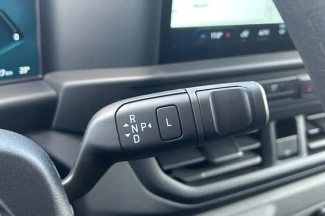 Ford E-Transit Custom (2026) thumbnail 15