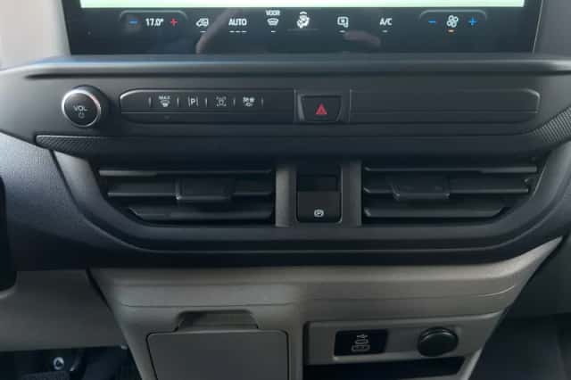 Ford E-Transit Custom (2026) thumbnail 19