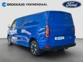 Ford E-Transit Custom (2026) thumbnail 3