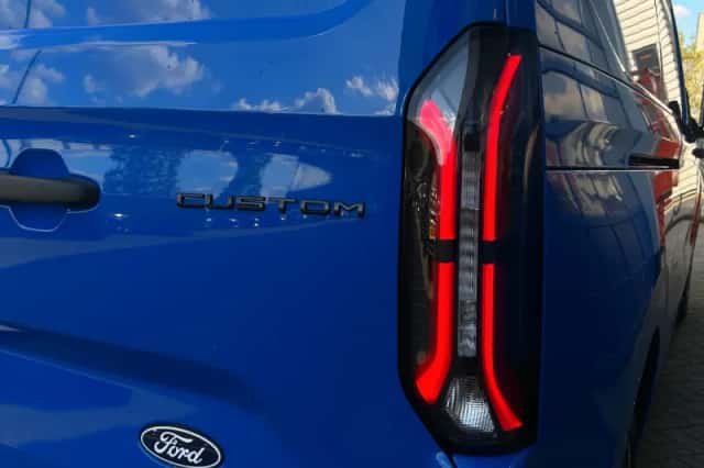 Ford E-Transit Custom (2026) thumbnail 36