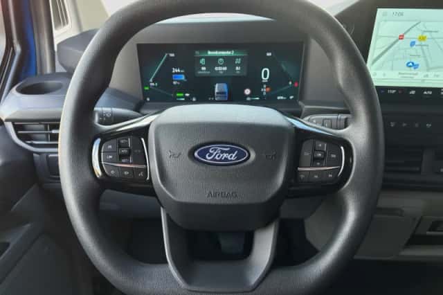 Ford E-Transit Custom (2026) thumbnail 10