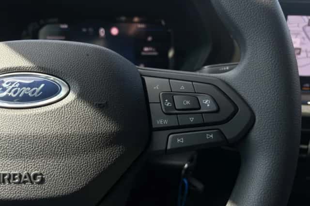 Ford Transit Connect (2024) thumbnail 13