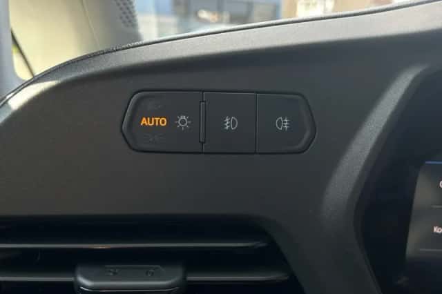 Ford Transit Connect (2024) thumbnail 16