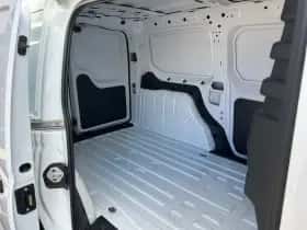 Ford Transit Connect (2024) thumbnail 30