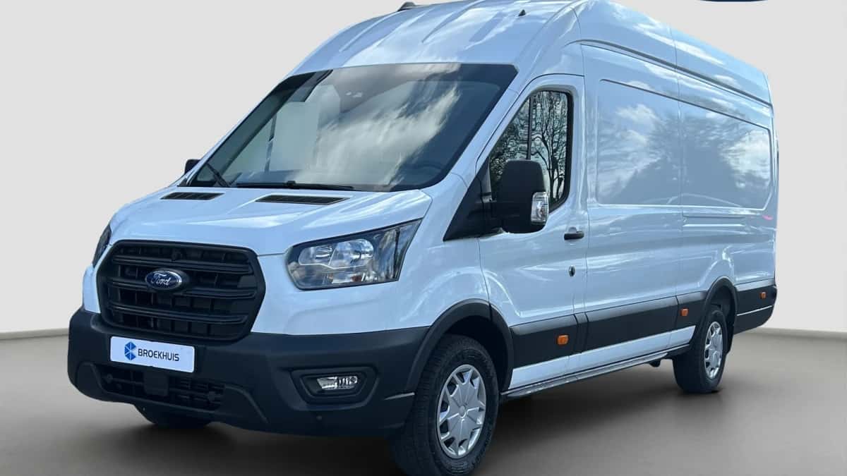 Ford Transit (2024) — foto 1