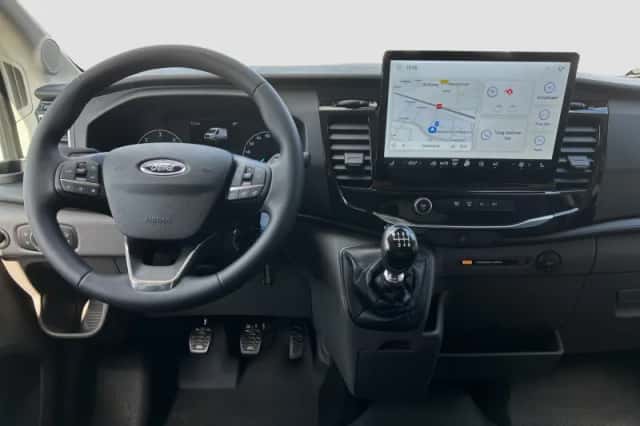 Ford Transit (2024) thumbnail 2