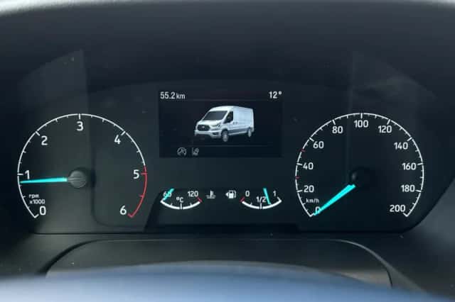 Ford Transit (2024) thumbnail 12