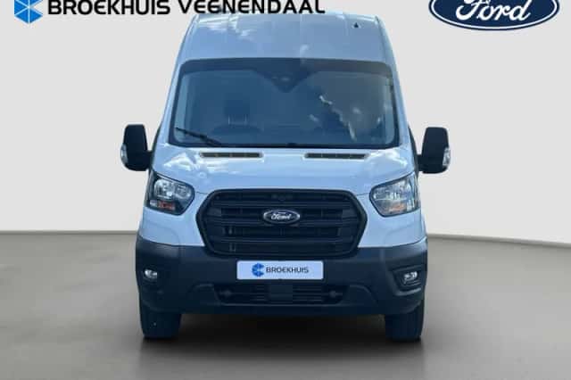 Ford Transit (2024) thumbnail 4