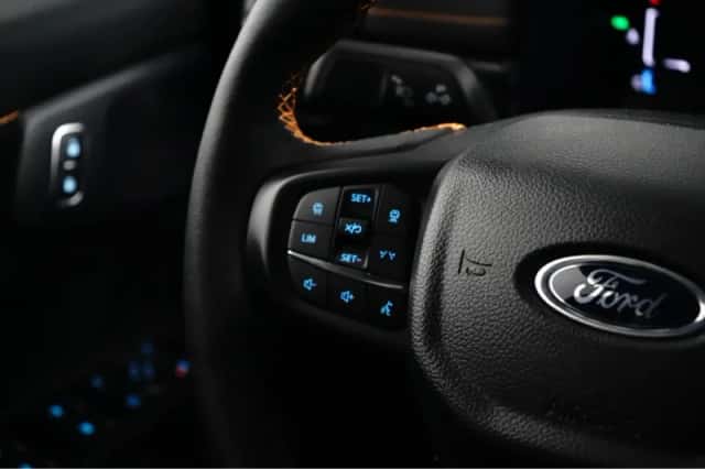 Ford Ranger (2025) thumbnail 6