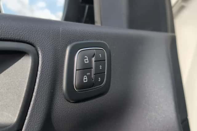 Ford Kuga (2026) thumbnail 11
