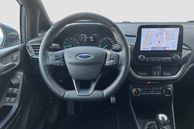 Ford Fiesta (2021) thumbnail 2