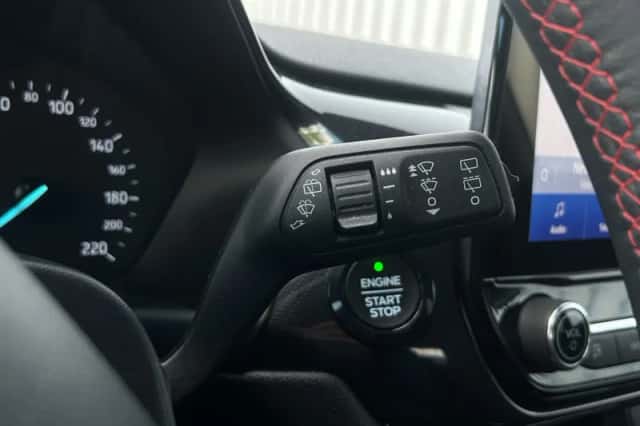 Ford Fiesta (2021) thumbnail 17