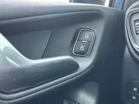 Ford Fiesta (2021) thumbnail 21