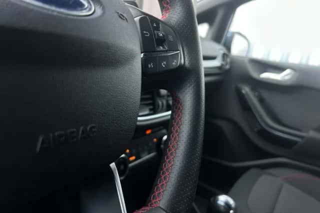 Ford Fiesta (2021) thumbnail 28