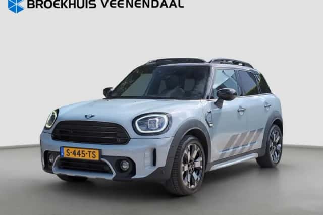 MINI Countryman (2023) thumbnail 1