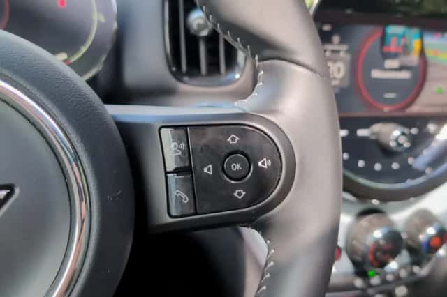 MINI Countryman (2023) thumbnail 16