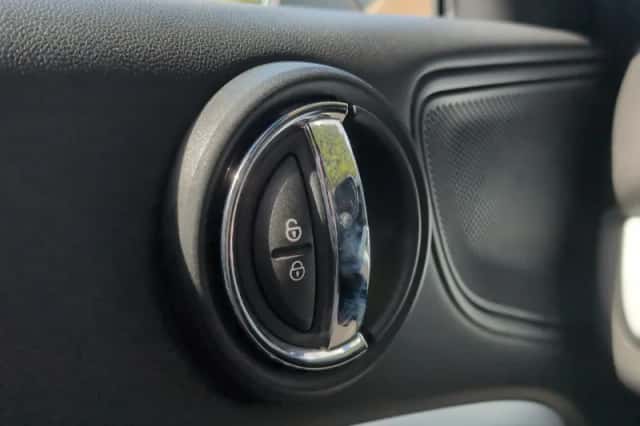 MINI Countryman (2023) thumbnail 20