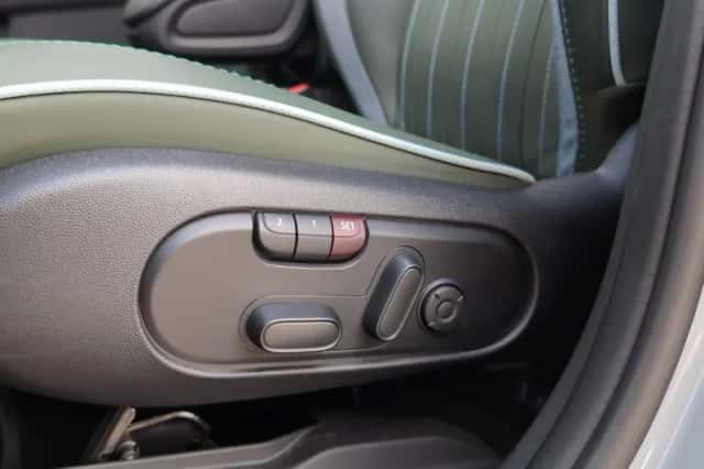 MINI Countryman (2023) thumbnail 10