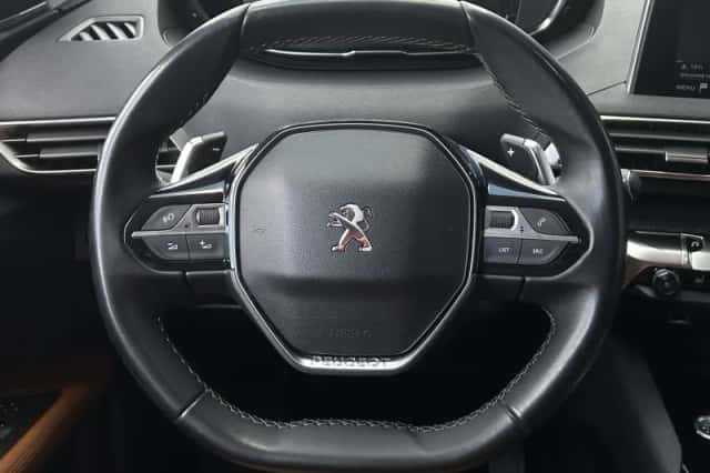 Peugeot 5008 (2019) thumbnail 11