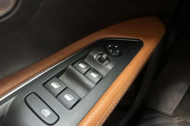 Peugeot 5008 (2019) thumbnail 18