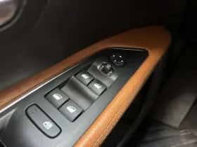 Peugeot 5008 (2019) thumbnail 18