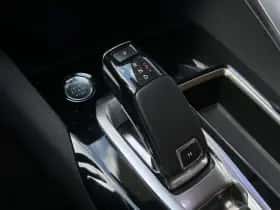 Peugeot 5008 (2019) thumbnail 20