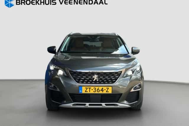 Peugeot 5008 (2019) thumbnail 4