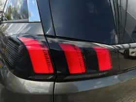 Peugeot 5008 (2019) thumbnail 36