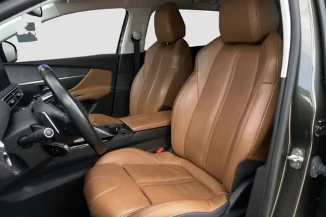 Peugeot 5008 (2019) thumbnail 8