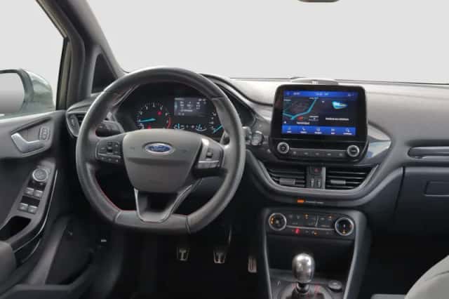 Ford Fiesta (2021) thumbnail 2