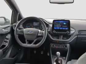 Ford Fiesta (2021) thumbnail 2