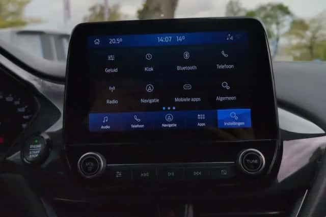 Ford Fiesta (2021) thumbnail 26