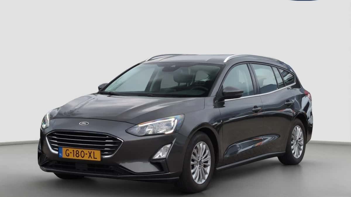 Ford Focus (2020) — foto 1