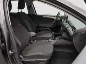 Ford Focus (2020) thumbnail 9