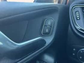 Ford Fiesta (2018) thumbnail 20