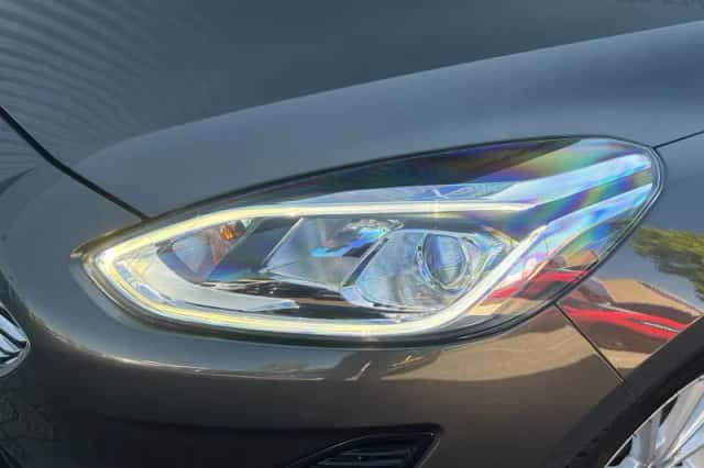 Ford Fiesta (2018) thumbnail 32
