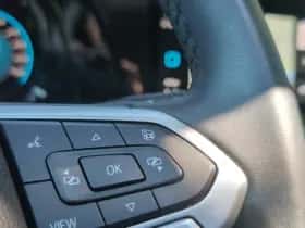 Volkswagen Golf (2020) thumbnail 17