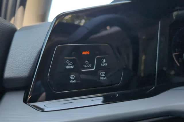 Volkswagen Golf (2020) thumbnail 20