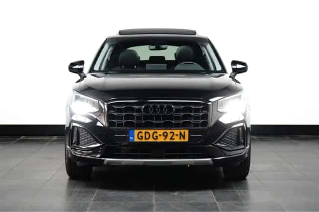 Audi Q2 (2023) thumbnail 2