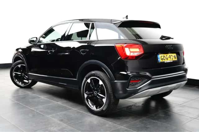 Audi Q2 (2023) thumbnail 5