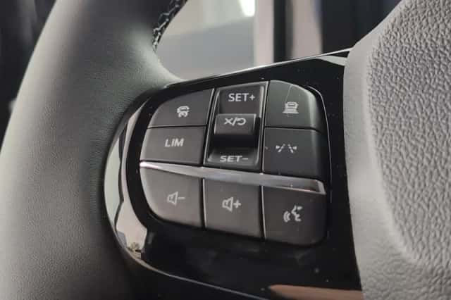 Ford E-Transit Courier (2026) thumbnail 12