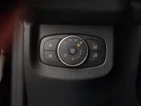 Ford E-Transit Courier (2026) thumbnail 17
