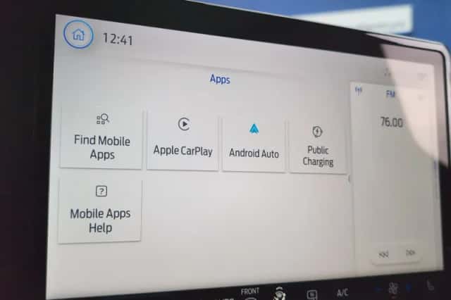 Ford E-Transit Courier (2026) thumbnail 29